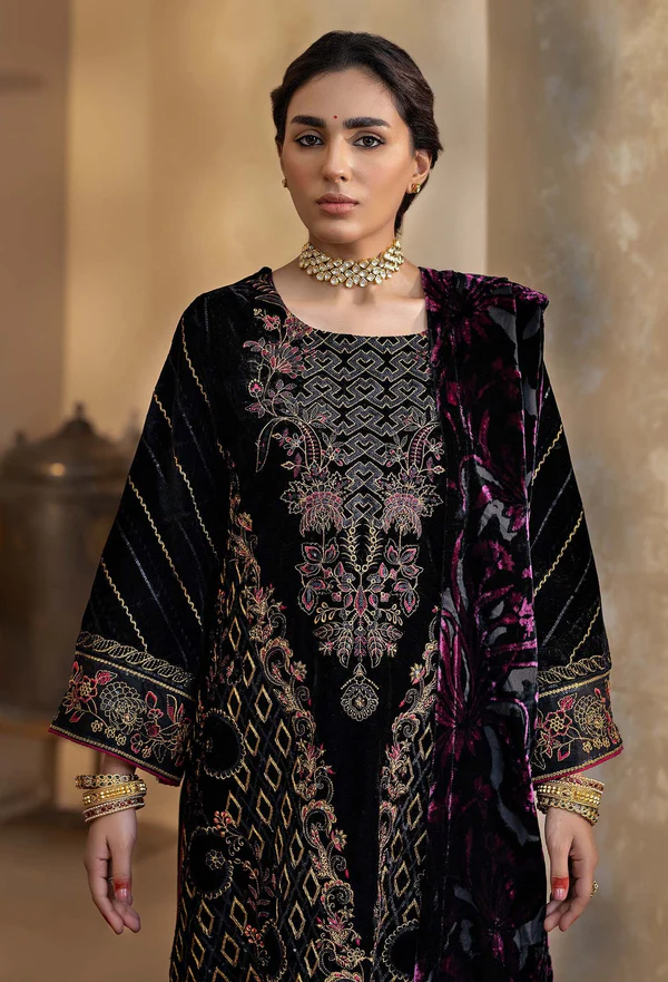 Pakistani-Winter-Velvet-Collection-Atlanta-USA