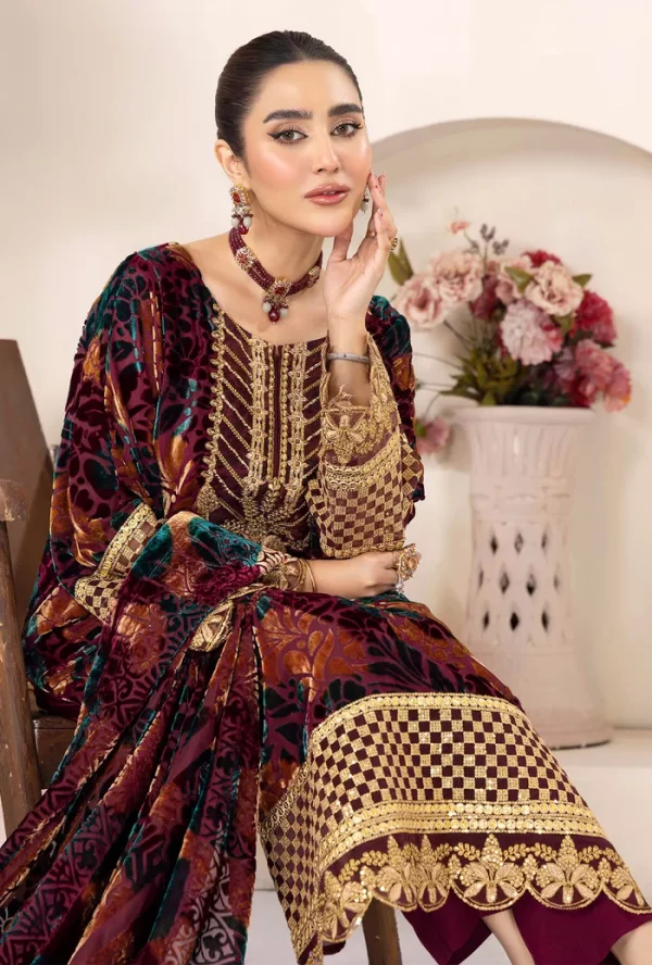 Pakistani-Winter-Velvet-Collection-Atlanta-USA