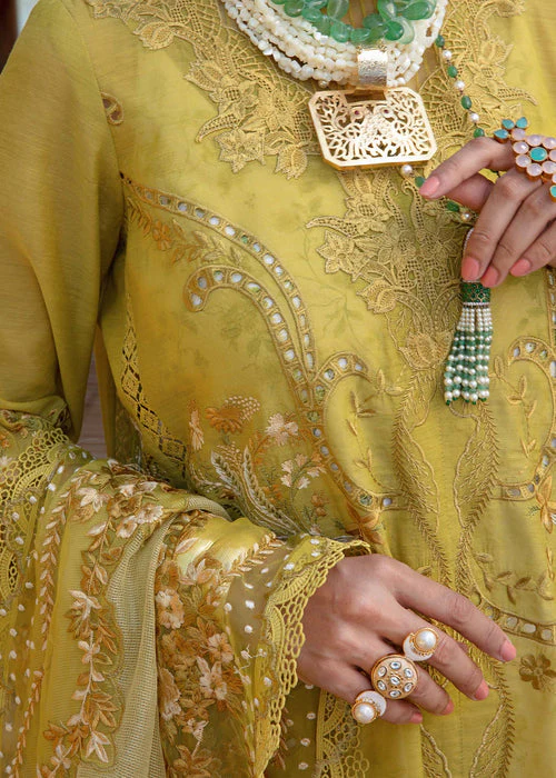 Saira Shakira Luxury Lawn - Samara A - Image 2
