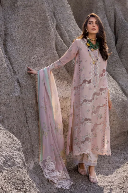 Saira Shakira Luxury Lawn – Serena B